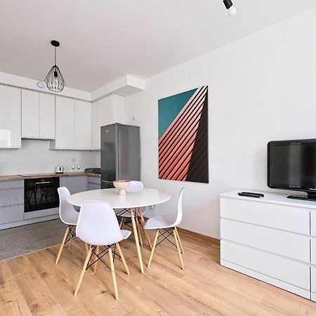 Urbannestgroup - Angorska Przy Stadionie Narodowym Varsó Kültér fotó